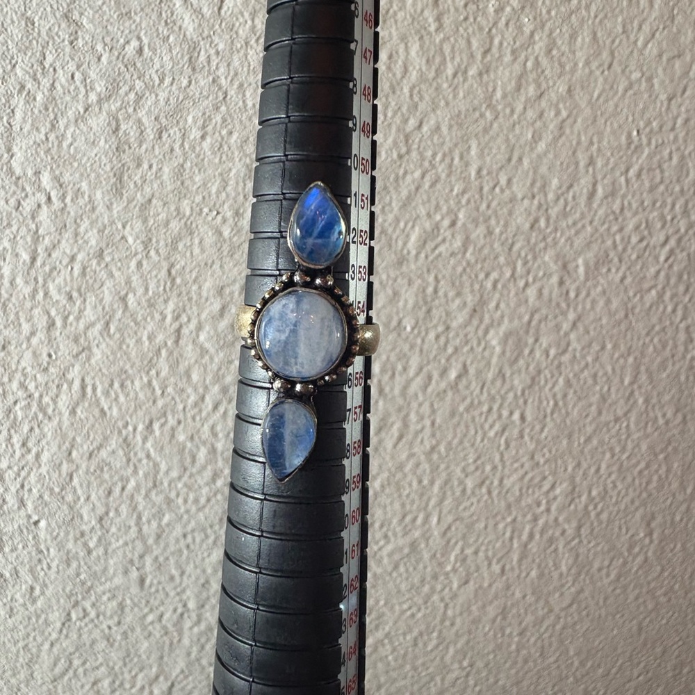 Multi Moonstone Ring - Picture 3 of 7